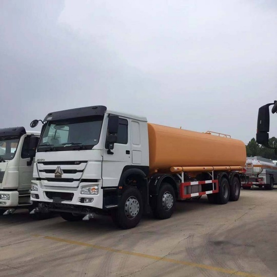 Sinotruck 8x4 fuel tank truck 30000 Liters