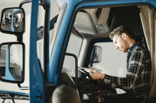Five Ways to Maintain Your Truck or Trailer for Long Hauls
