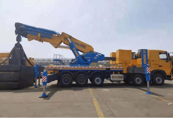 Sinotruck Crane Mounted Truck: A Complete Guide