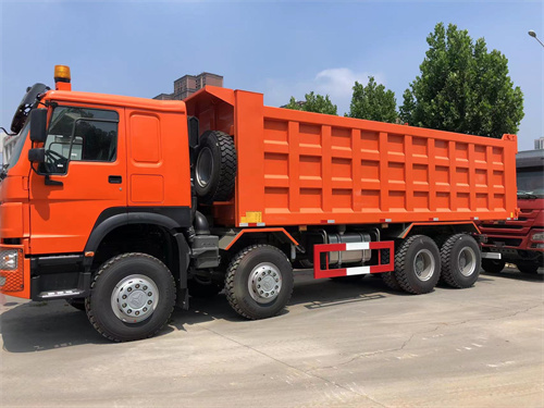 Sinotruk 400hp Howo 8x4 dump truck for sale to DR Congo